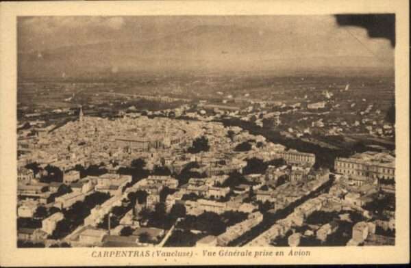 Carpentras Fliegeraufnahme
