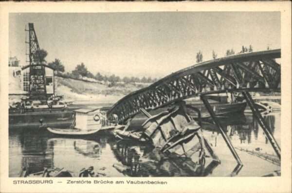 Strasbourg Alsace Strassburg_Elsass Zerstörte Brücke Vaub