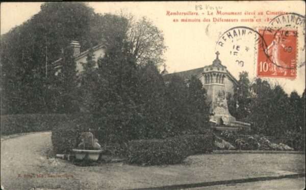 Rambervillers Le Monument eleve au Cimetiere