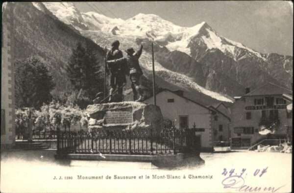 Chamonix Chamonix-Mont-Blanc Monument de Saussur