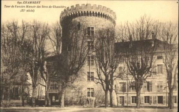 Chambery Tour de l'ancien Manoir des Sires de Ch