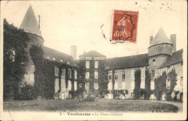 Vandenesse le Vieux Chateau