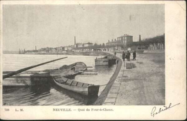 Neuville-sur-Saone Quai du Four-a-Chaux