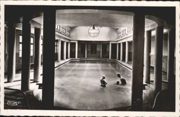 Salins-les-Bains Piscine