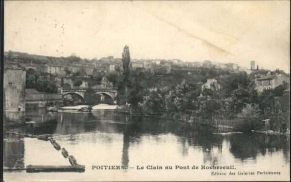 Poitiers 86 Poitiers le Clain au Pont de Rochereuil