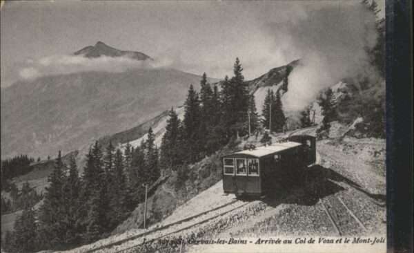 Saint-Gervais-les-Bains Arrivee au Col de Voza le Mont-Joli Zug