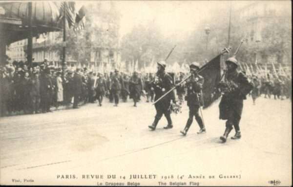 Paris Revue du Juillet