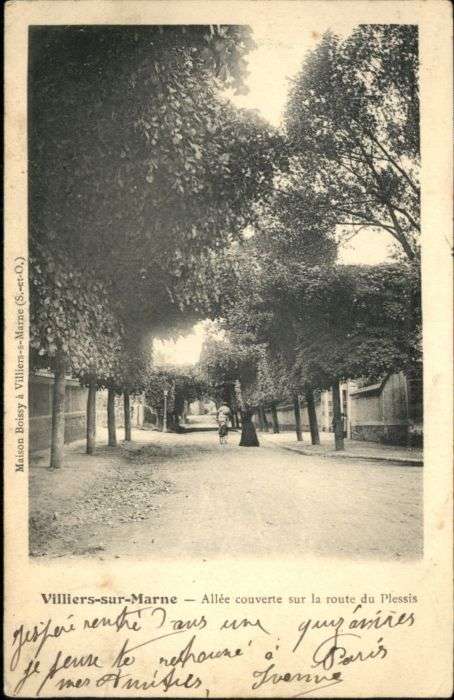 Villiers-sur-Marne Allee couverte sur la Route Plessis