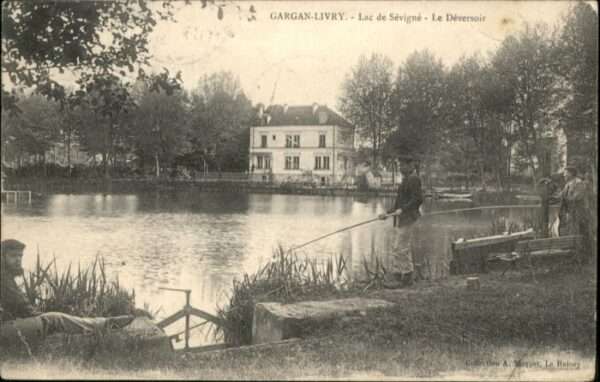 Livry-Gargan Lac Sevigne Deversoir