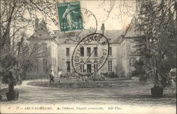 Arcy-sur-Cure Yonne Chateau Facade Principale