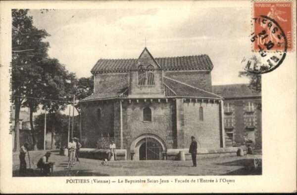 Poitiers 86 Poitiers Baptistere Saint Jean Facade E