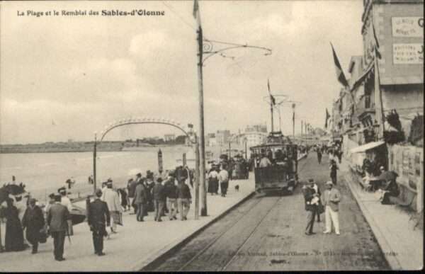 Les Sables-d Olonne Plage Remblai Strassenbahn