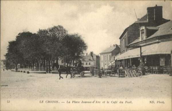 Le Crotoy Kutsche Place Jeanne d Arc Cafe du Port