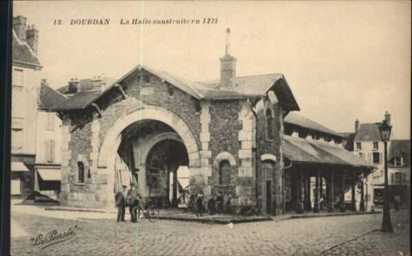 Dourdan Halle construite