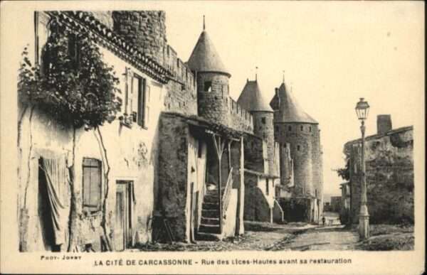 Carcassonne Cite Rue Lices-Hautes Restauration