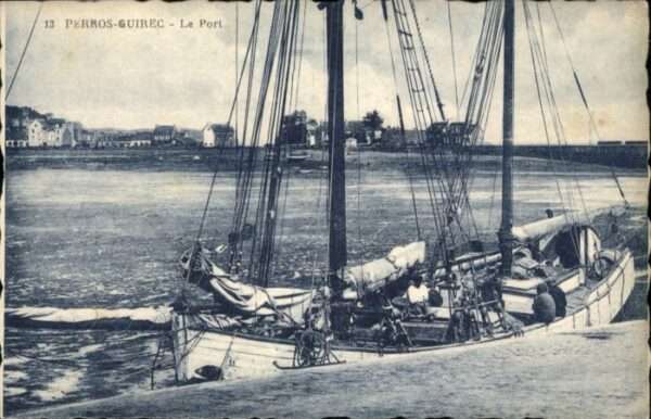 Perros-Guirec Port