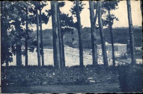 Perros-Guirec Plage Trestraou Pins