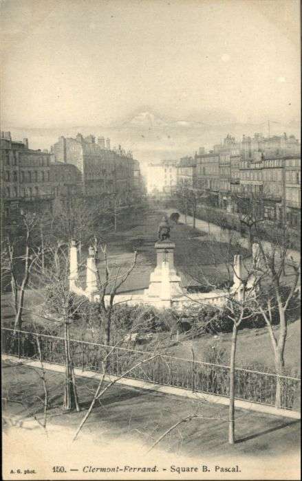 Clermont-Ferrand Square B. Pascal