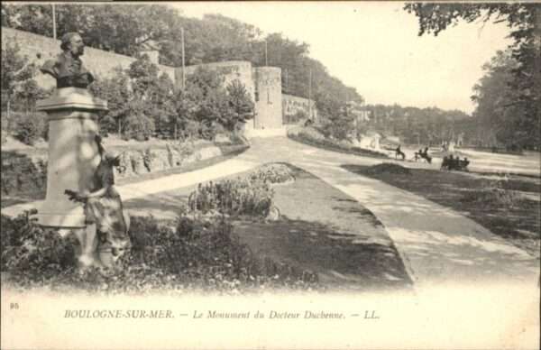 Boulogne-sur-Mer Monument Docteur Duchenne