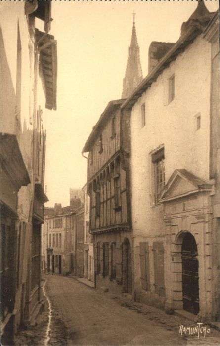 Saint-Maixent Sarthe Rue Croix