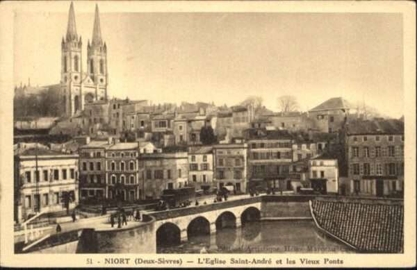Niort 79 Niort Eglise Saint Andre Pont