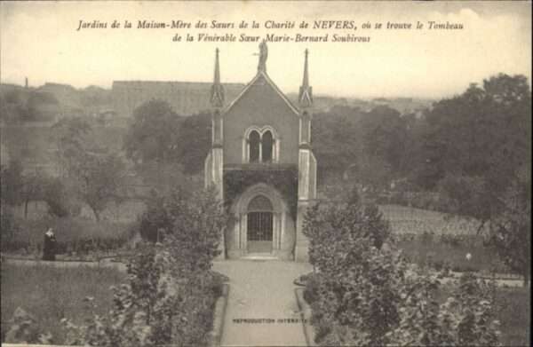 Nevers 58 Nevers Jardin Maison Mere Soeurs Charit