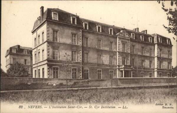 Nevers 58 Nevers Institution Saint-Cyr