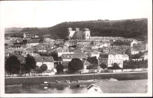 Saint-Mihiel Quartier Halle Eglise St. Etienne St. M