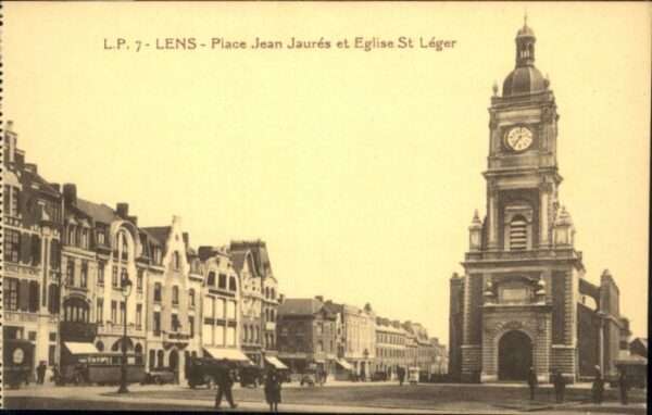 Lens Pas-de-Calais Lens Place Jean Jaures Eglise St. Leger