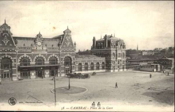 Cambrai Place de la Gare