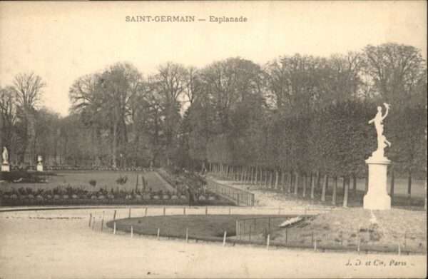 Saint-Germain-en-Laye Saint-Germain Esplanade