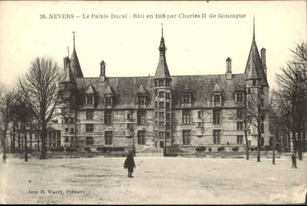 Nevers 58 Nevers Palais Ducal