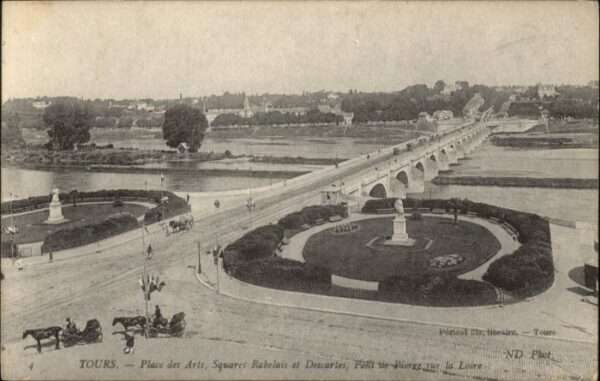 Tours Indre-et-Loire Tours Place des Arts Squares Rabelais D