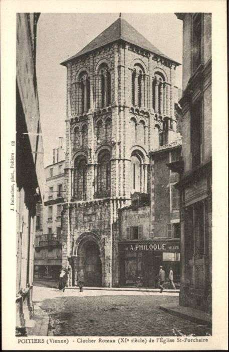 Poitiers 86 Poitiers Clocher Roman Eglise St. Porch