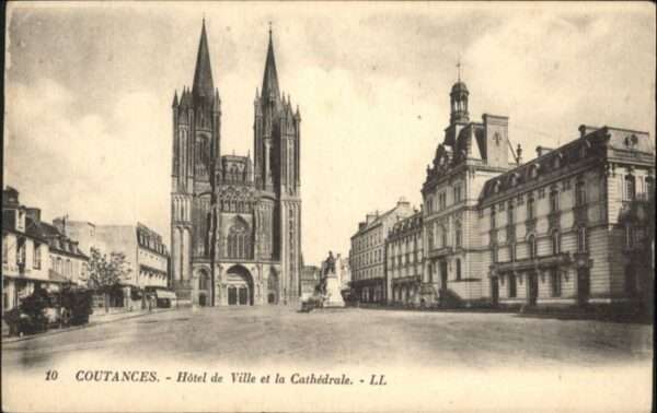 Coutances Hotel de Ville Cathedrale