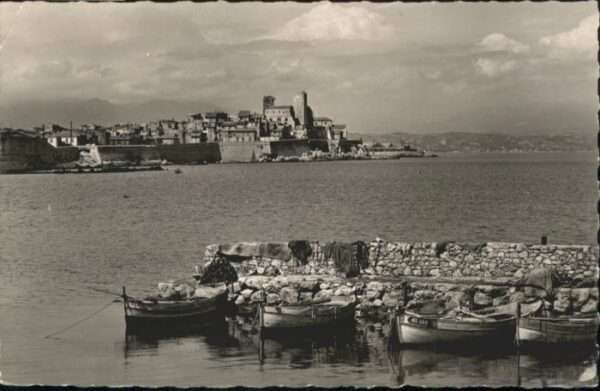 Antibes Alpes Maritimes Antibes Vieille Ville Cap d_Antibes