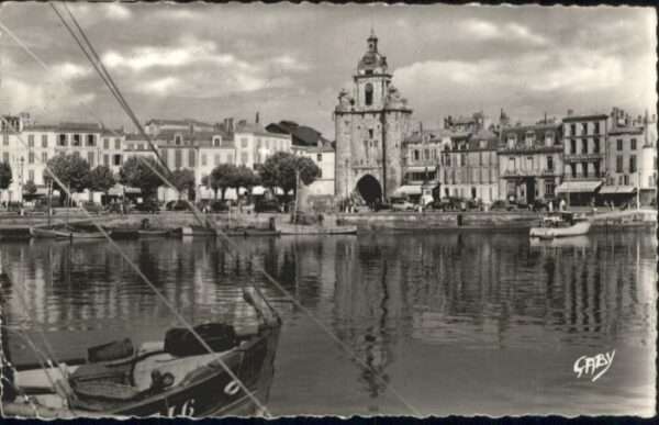 La Rochelle Charente-Maritime La_Rochelle Port Tour Grosse Horloge