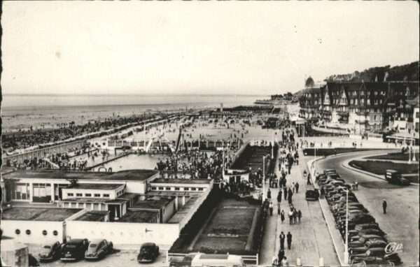 Trouville Reine Plage Piscine