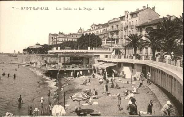 Saint-Raphael Var Saint-Raphael Bains Plage