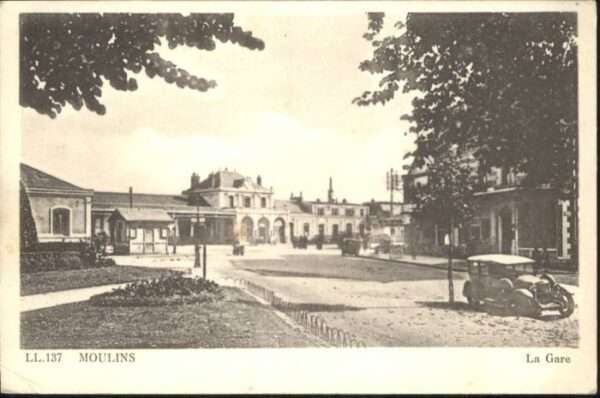 Moulins Gare Bahnhof