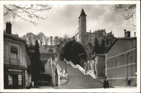 Auch Gers Grand Escalier Tour Armagnac