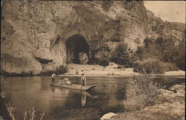 Gorges du Tarn Grotte Momie Höhle