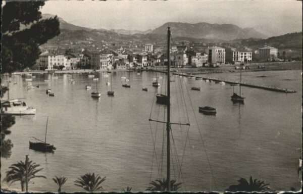 Sanary-sur-Mer Chemin Oratoires
