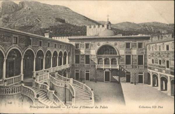 Monaco Cour Honneur Palais