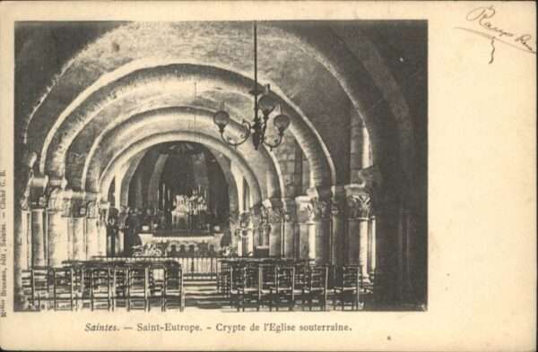 Saintes 17 Saint-Eutrope Saintes Crypte Eglise