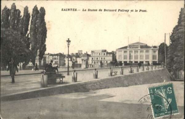 Saintes Statue Bernard Palissy Pont