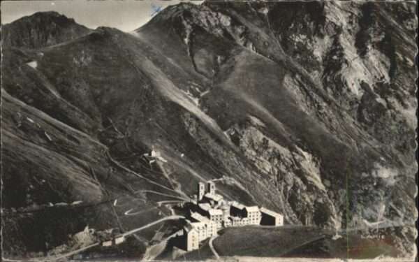 La Salette-Fallavaux Salette Notre-Dame Isere Basilique Cime