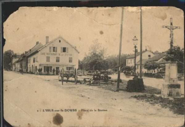 L Isle-sur-le-Doubs Place Station Cafe Restaurant
