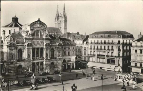 Angers Place du Ralliement Theatre Cathedrale