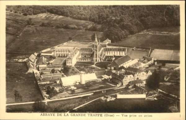 Soligny-la-Trappe Trappe Fliegeraufnahme